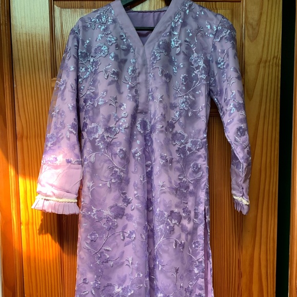 Lavender Salwar Kameez - Picture 5 of 6
